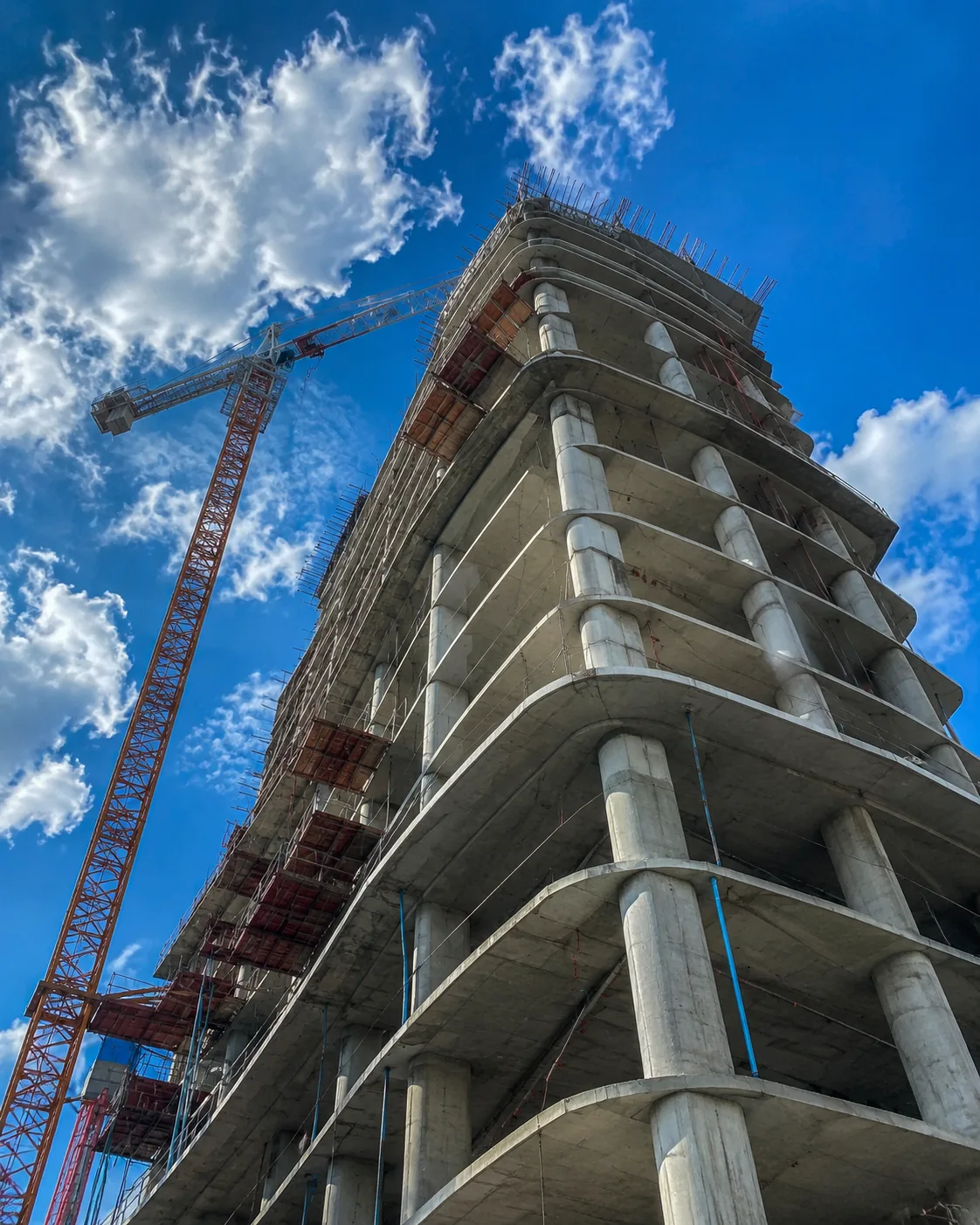 Hochhaus rohbau pattaya neubau immobilienprojekt