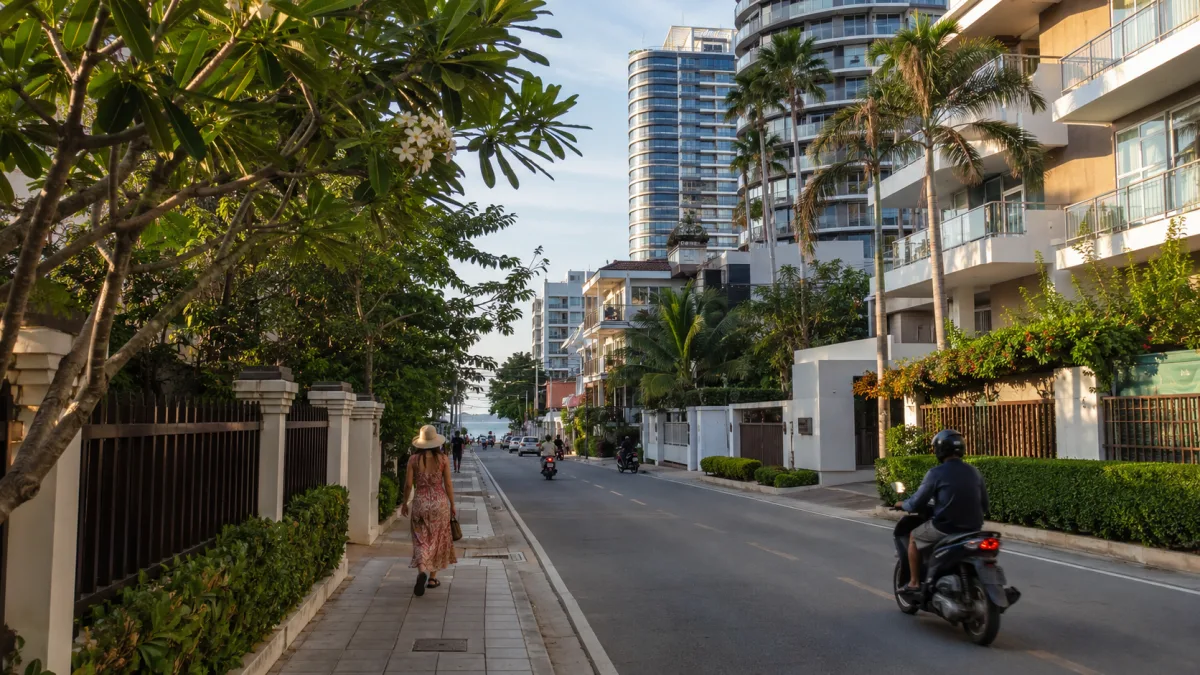 Pattaya pratamnak hill luxusimmobilien strandpromenade