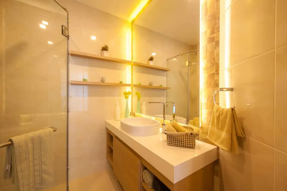 Olympus City Garden, Pattaya Condo Bathroom
