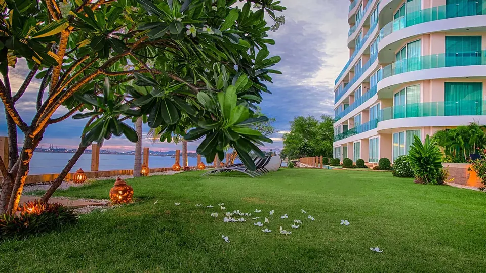 Paradise Ocean View, Paradise Ocean View Pattaya Gartenanlage Meerblick Strand Jpg
