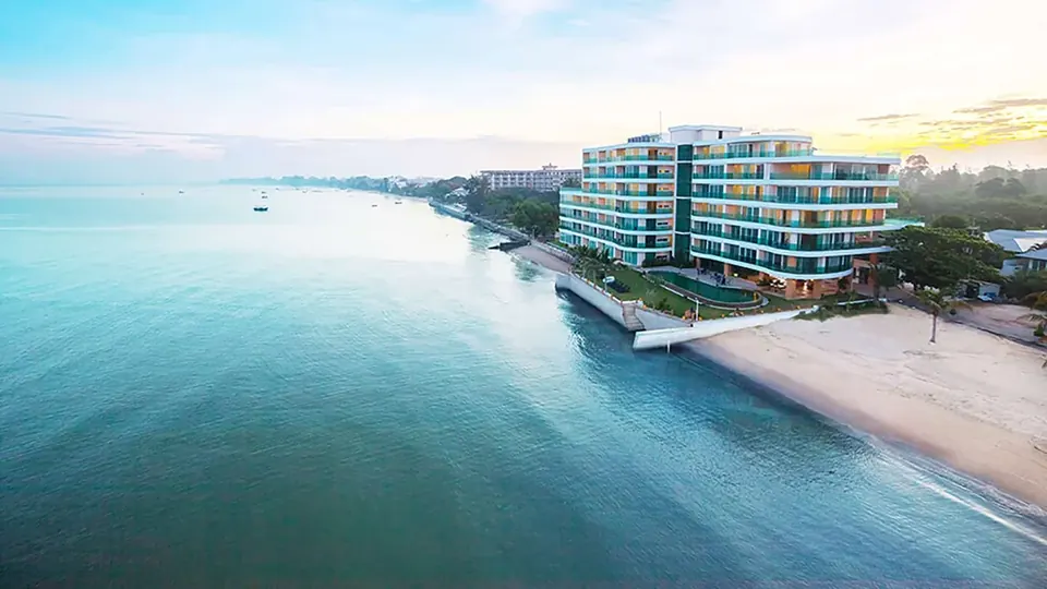 Paradise Ocean View, beachfront location, sea view, condominium